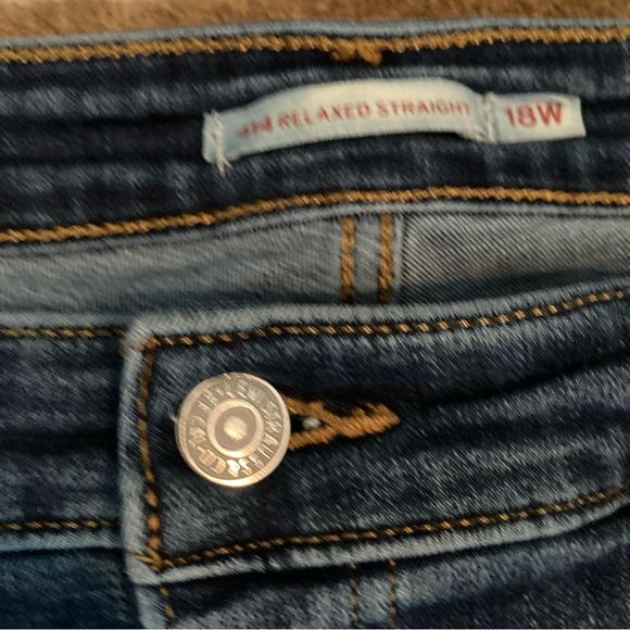 Levis 414 Jeans Womens Size 18W Dark Denim Classic Straight - Picture 3 of 7